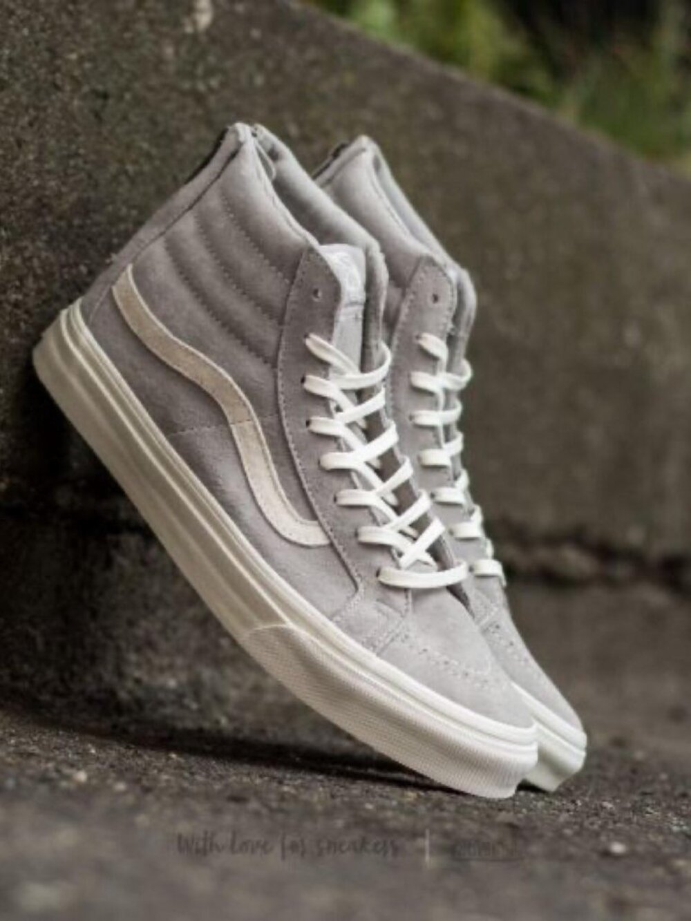 Vans Women's Grey and White Trainers